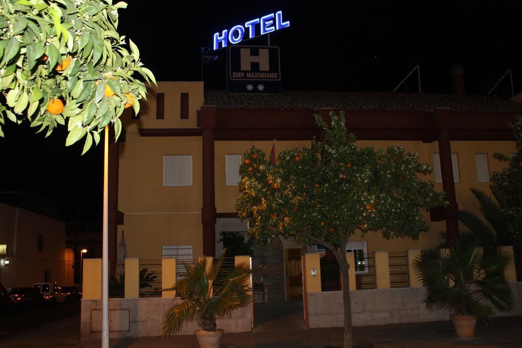 Maximiano Herculeo Córdoba Exteriör bild